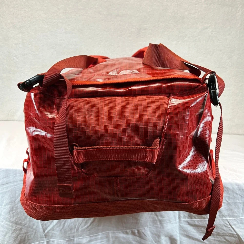 Patagonia Black Hole Duffel 55L Red Travel Bag Backpack Straps 49342 Rare